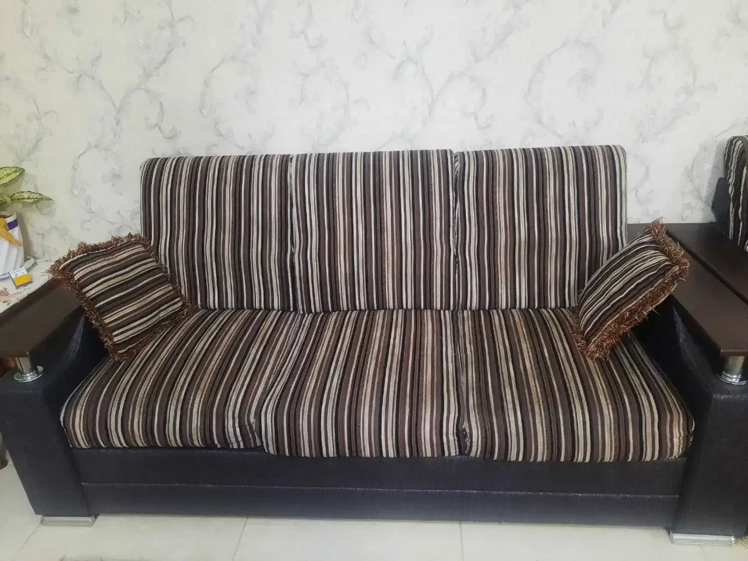 مبل پنج نفره تمییز با تخفیف|مبلمان خانگی و میز عسلی|اراک, |دیوار