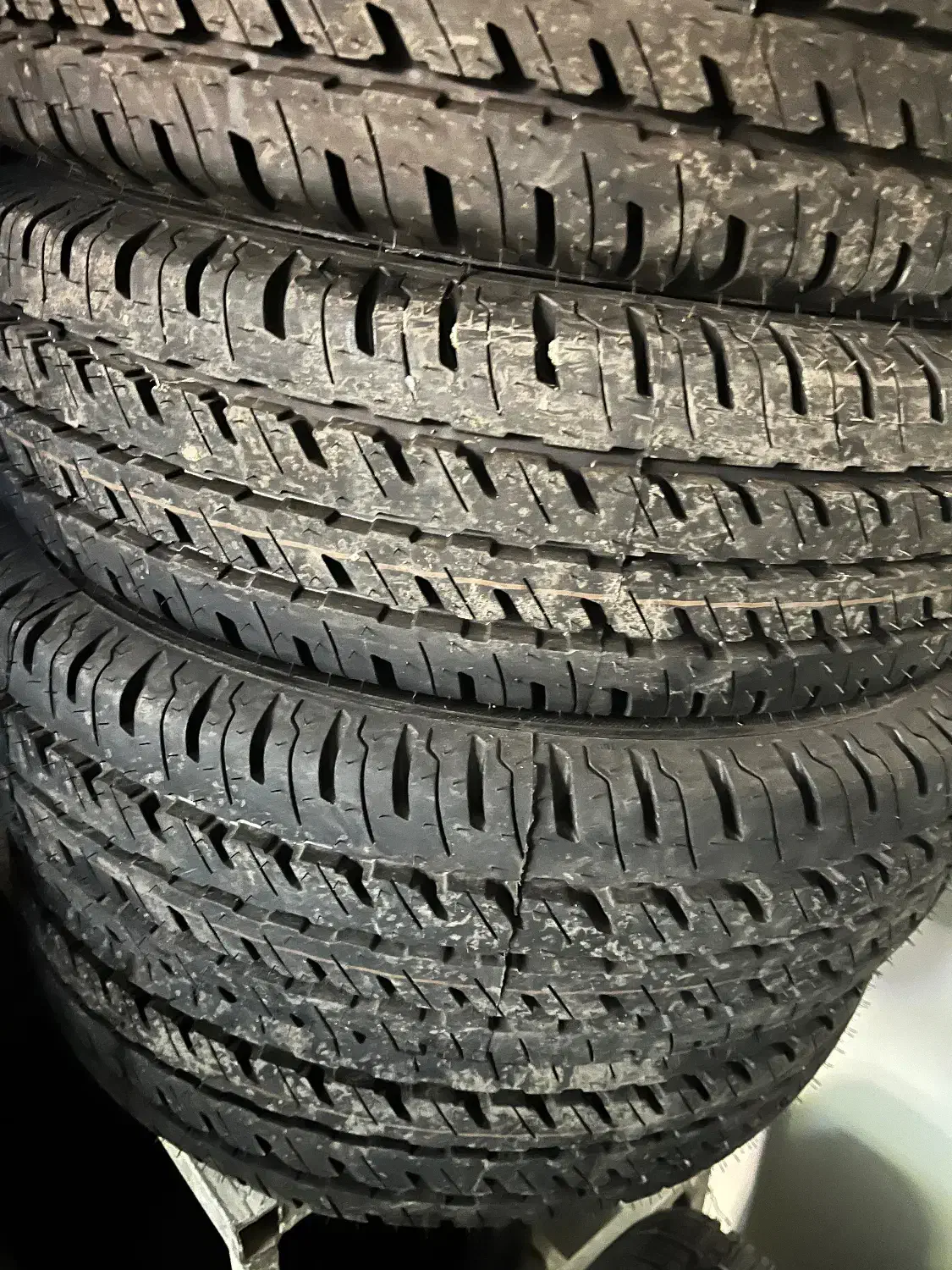 لاستیک ۱۹۵/R/14یزد نوع|قطعات یدکی و لوازم جانبی|تهران, یوسف‌آباد|دیوار