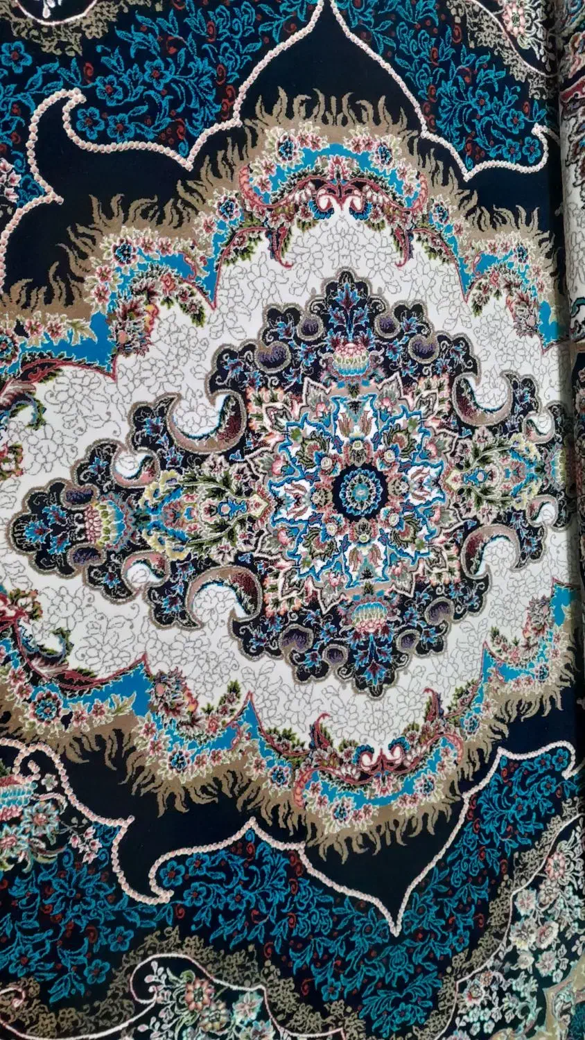 ۴ تخته فرش ۹ متری ۷۰۰ شانه گل ابریشم نو نو|فرش|سنندج, |دیوار