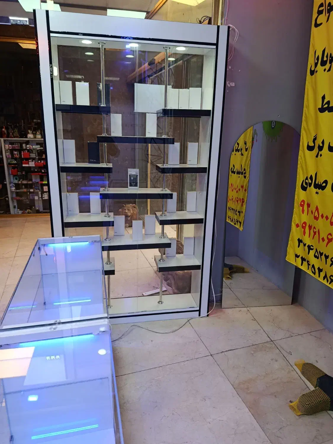 ویترین مغازه|فروشگاه و مغازه|تهران, شهرک رضویه|دیوار