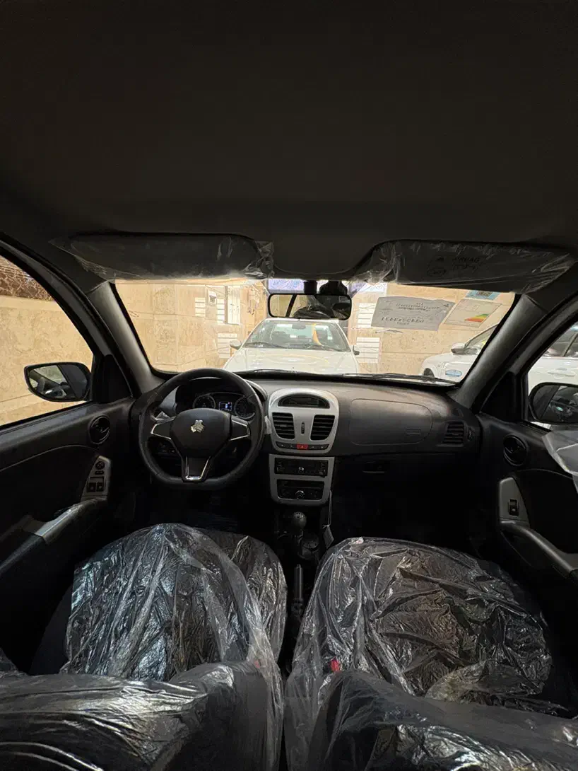 کوییک rs سفید مشکی|خودرو سواری و وانت|قم, بنیاد|دیوار