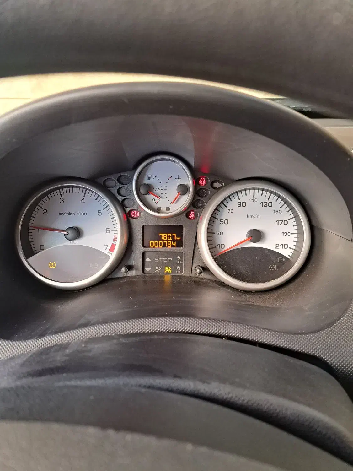 فروش 207i مدل ۱۴۰۳ موتور TU5|خودرو سواری و وانت|کرمان, |دیوار