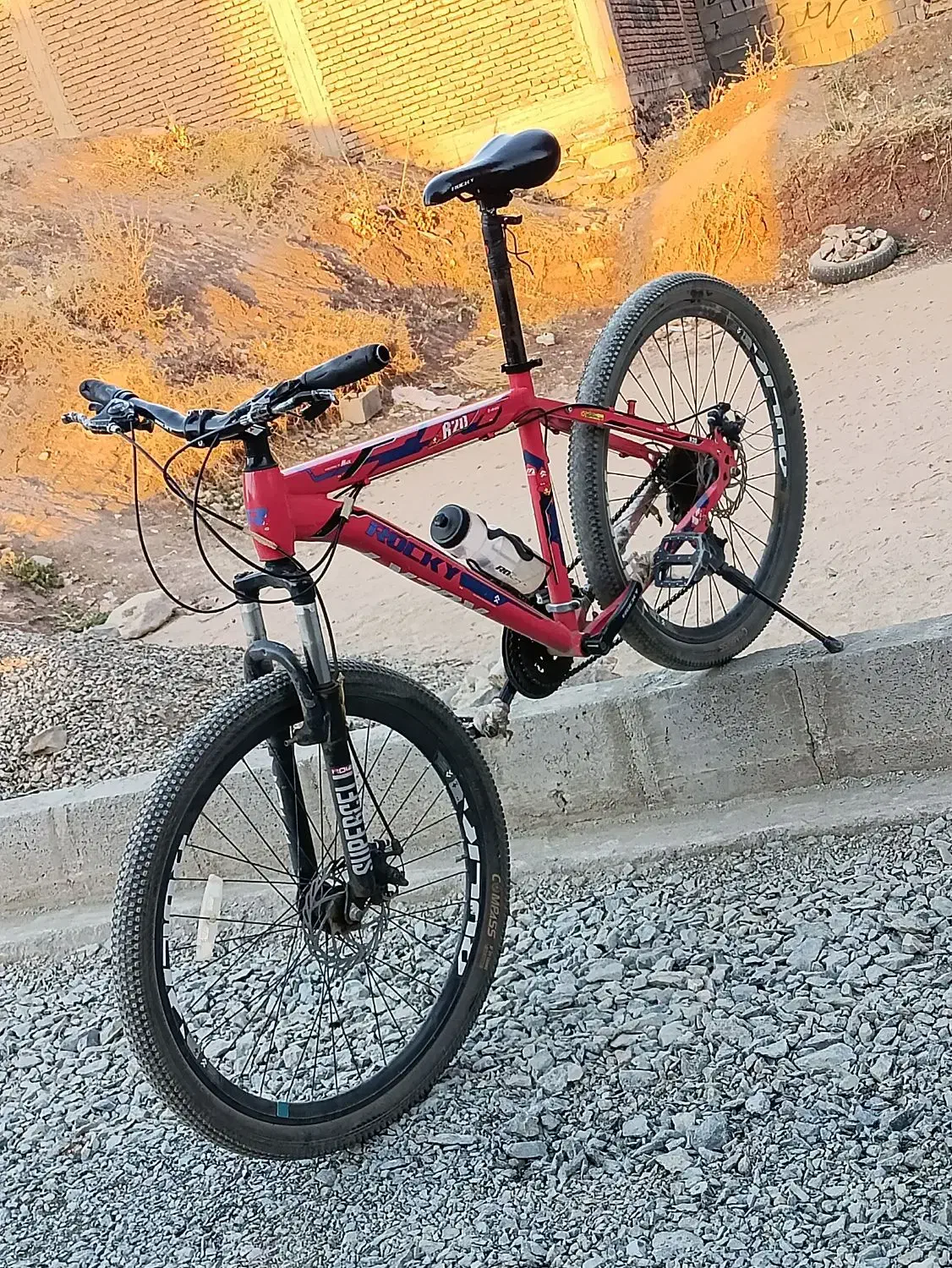 دوچرخه سایز 28|دوچرخه، اسکیت، اسکوتر|بانه, |دیوار