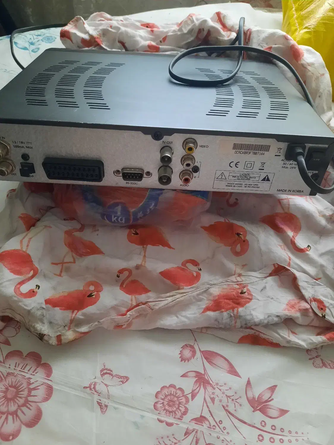 گیرنده دیجیتال فاقد کنترل|صوتی و تصویری|ری, سرتخت|دیوار