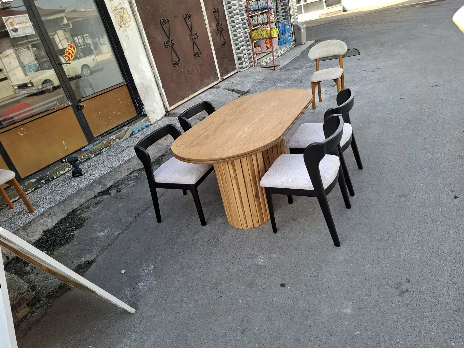 نوبل|میز و صندلی غذاخوری|رشت, پاستوریزه|دیوار