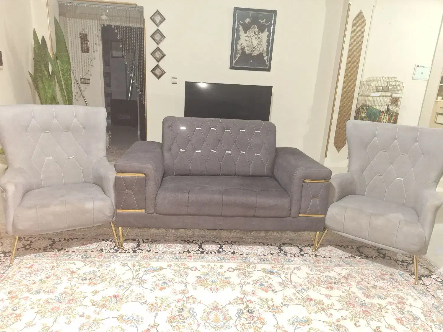 مبل راحتی کارکرده|مبلمان خانگی و میز عسلی|اندیشه, اندیشه فاز ۳|دیوار