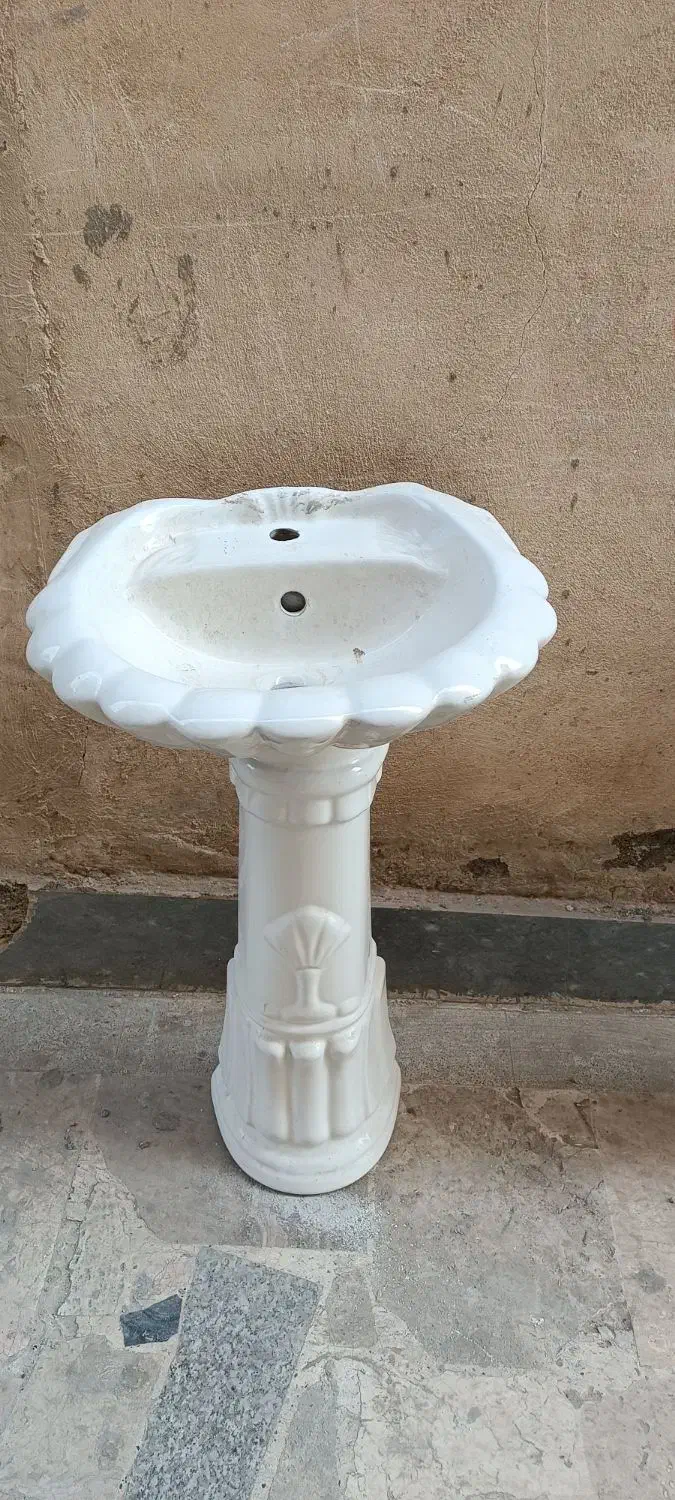 روشویی در حد نو|لوازم سرویس بهداشتی|کرج, باغستان|دیوار