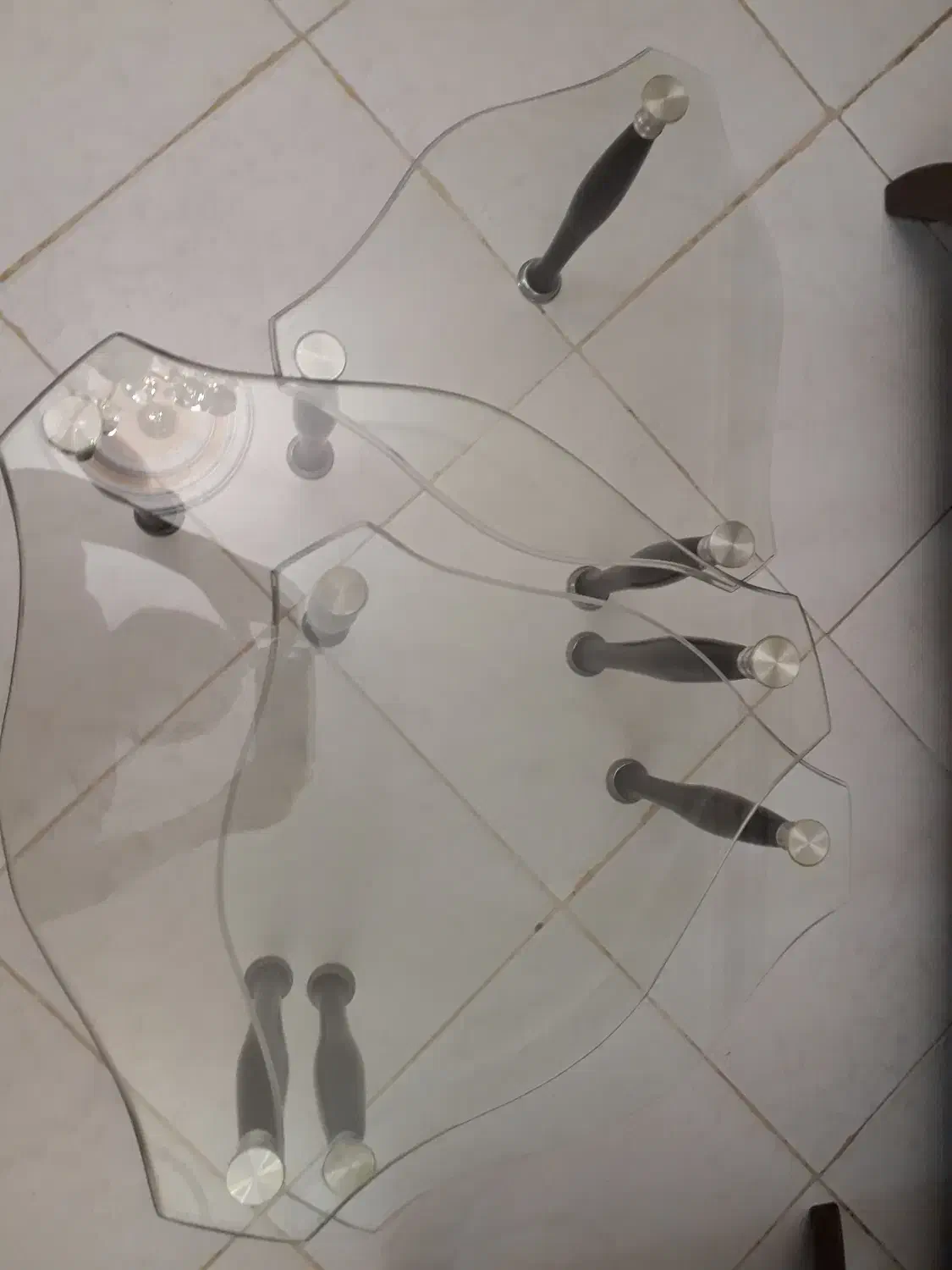 عسلی شیشه ای پایه فلزی سه عدد کاملا نو|مبلمان خانگی و میز عسلی|کرمانشاه, |دیوار