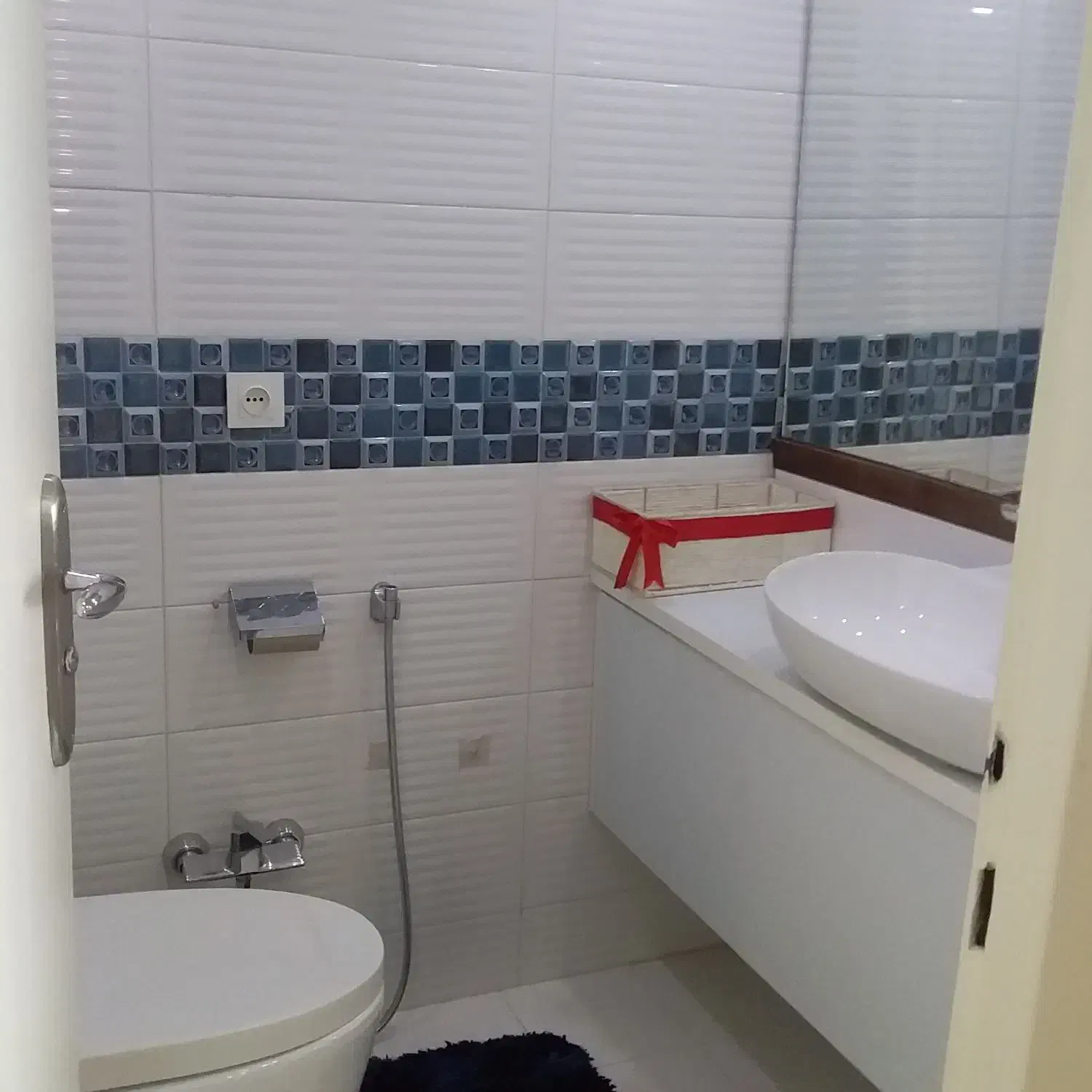 پونک ، نفت ، ۸۰ متر