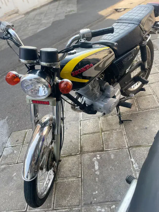 هوندا ازما ایراندوچرخ ۱۵۰ مدل۱۳۹۴|موتورسیکلت|بندر انزلی, باغ زمانی|دیوار