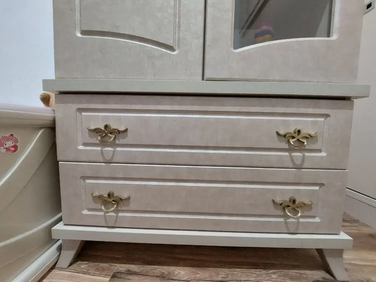 کمد|جاکفشی، کمد، دراور|کرج, حسین‌آباد|دیوار