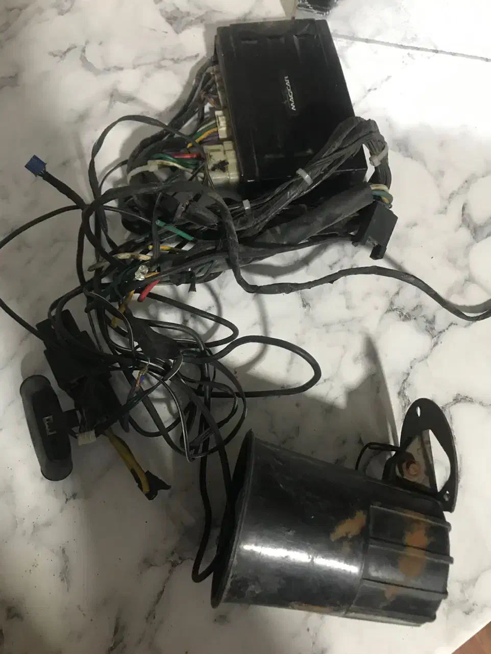 دزدگیر خودرو|قطعات یدکی و لوازم جانبی|اهواز, ۲۰۰۰واحدی|دیوار