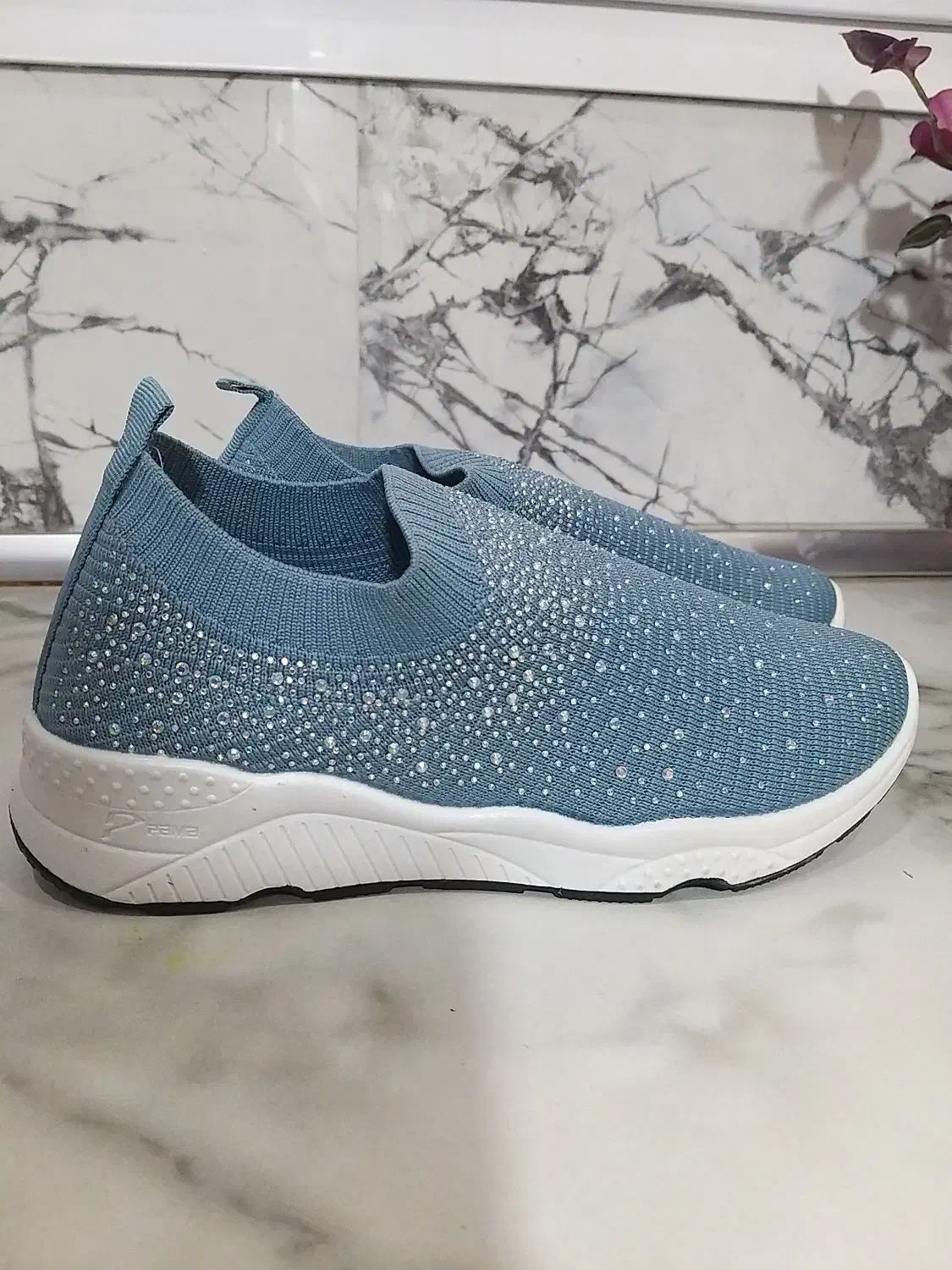 کفش رانینگ|کیف، کفش، کمربند|شاهین‌شهر, شهرک هشت بهشت|دیوار