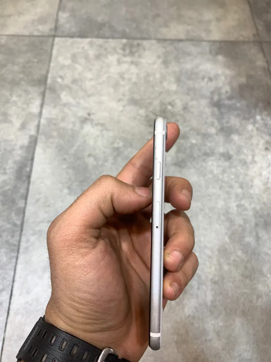 iphone se 2020  64Gb|موبایل|تهران, شیخ هادی|دیوار