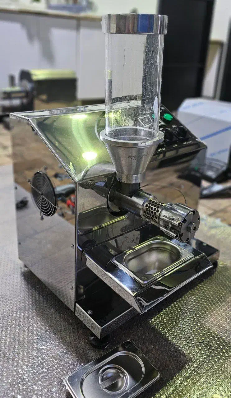 دستگاه روغنگیری هیراد ماشین کیفیت بالا/شرایط ویژه|فروشگاه و مغازه|اصفهان, روشندشت|دیوار