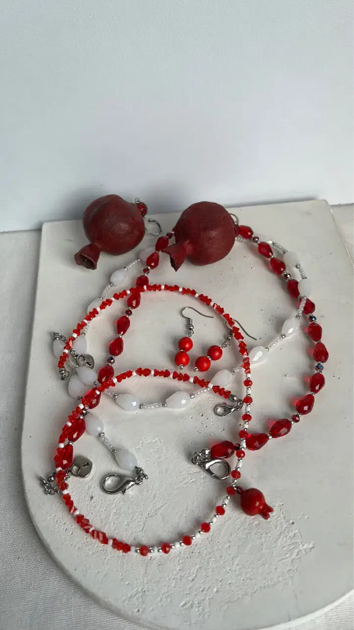 گردنبند شب یلدا|بدلیجات|اسلامشهر, شهرک قائمیه|دیوار