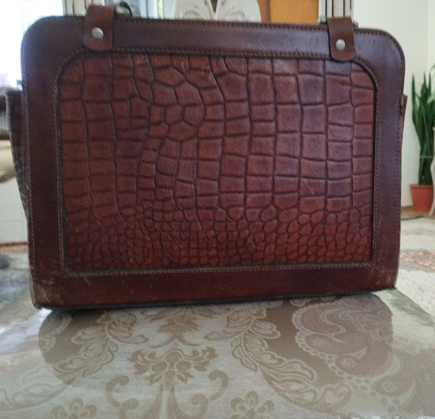 کیف چرم|کیف، کفش، کمربند|اردبیل, |دیوار