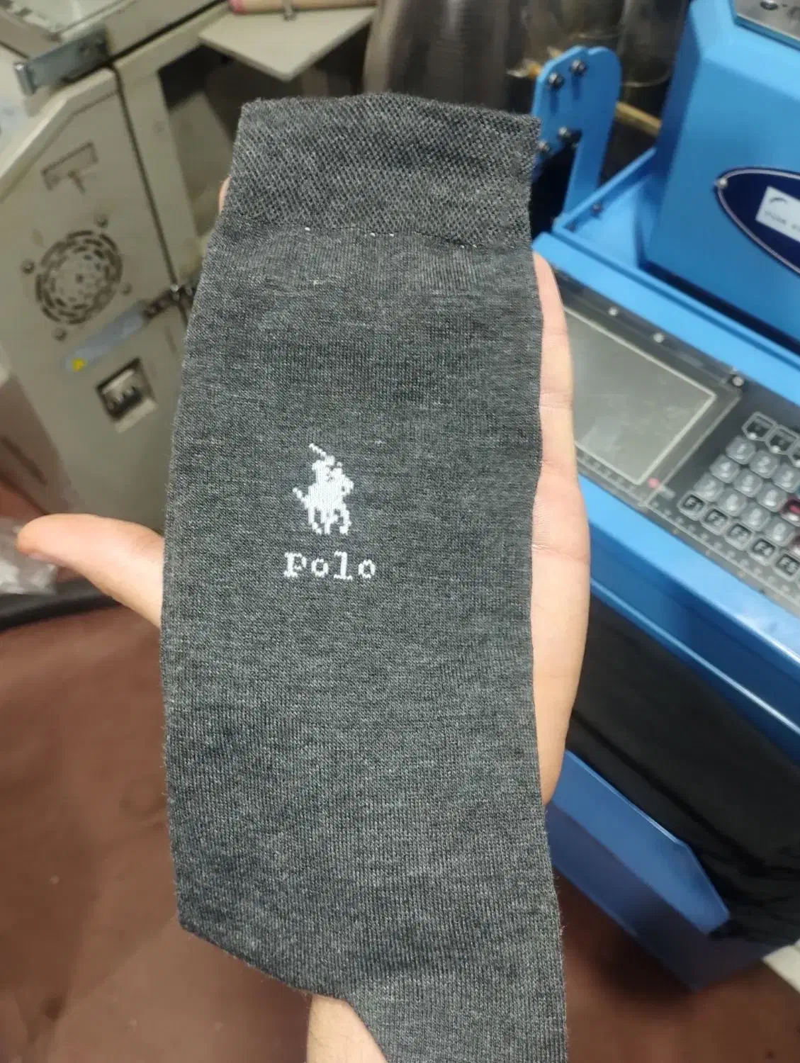 جوراب|لباس|قرچک, مهدیه|دیوار