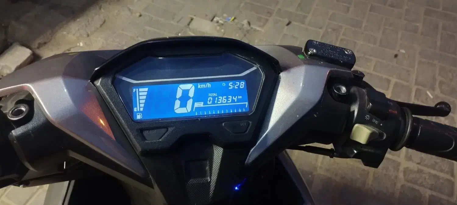 کلیک ۱۵۰|موتورسیکلت|مشهد, هفت تیر (آب و برق)|دیوار