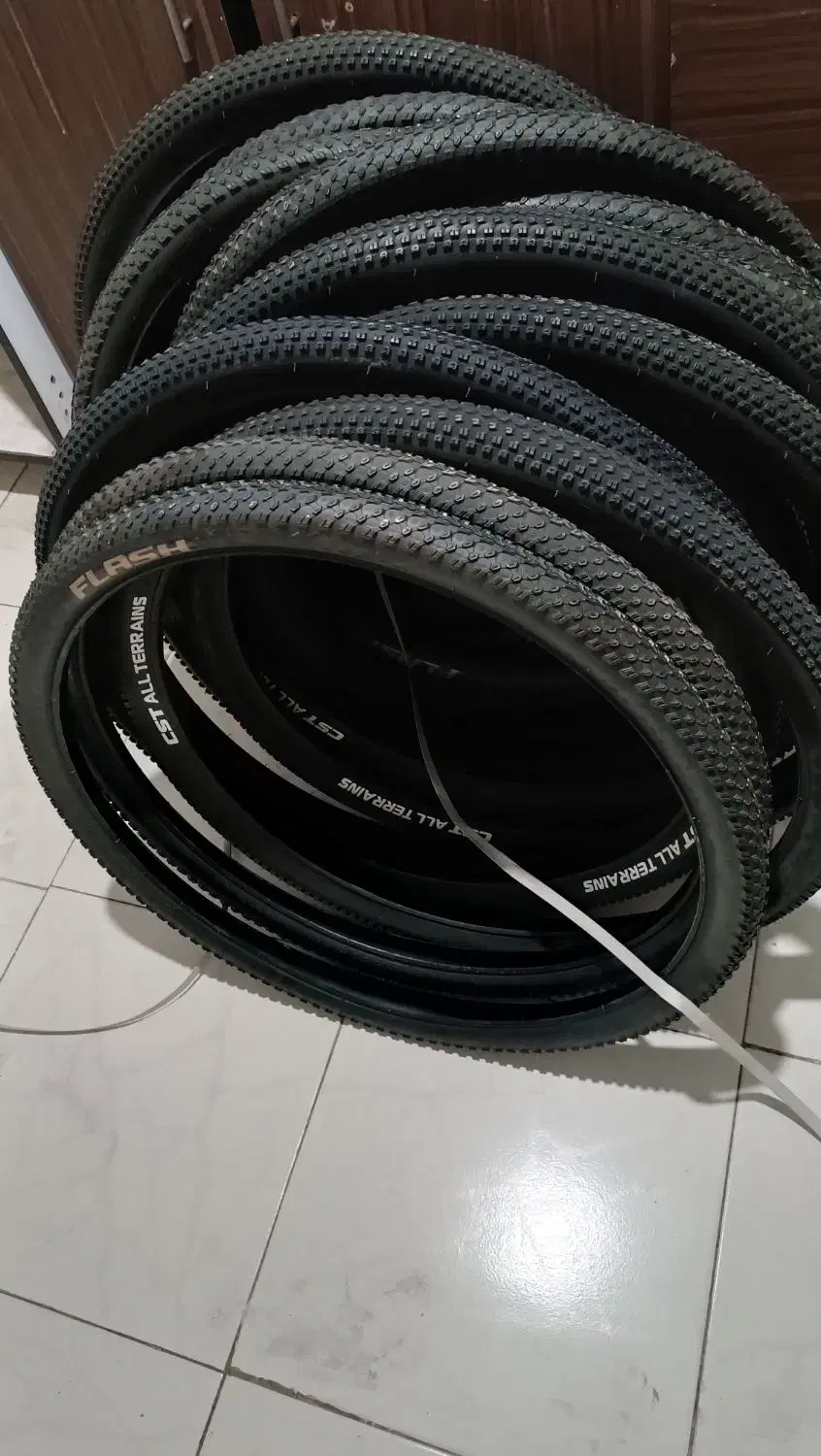 لاستیک دوچرخه سایز 26 نونو|دوچرخه، اسکیت، اسکوتر|ملارد, |دیوار