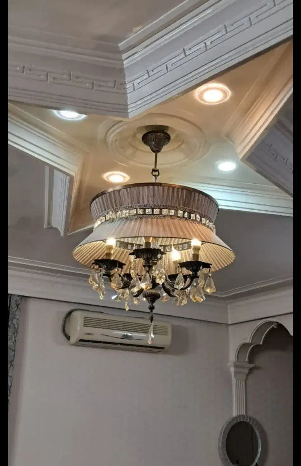 یک عدد لوستر ۵ شعله جنس برنز کاملا سالم|لوستر و چراغ آویز|ری, شهرری|دیوار