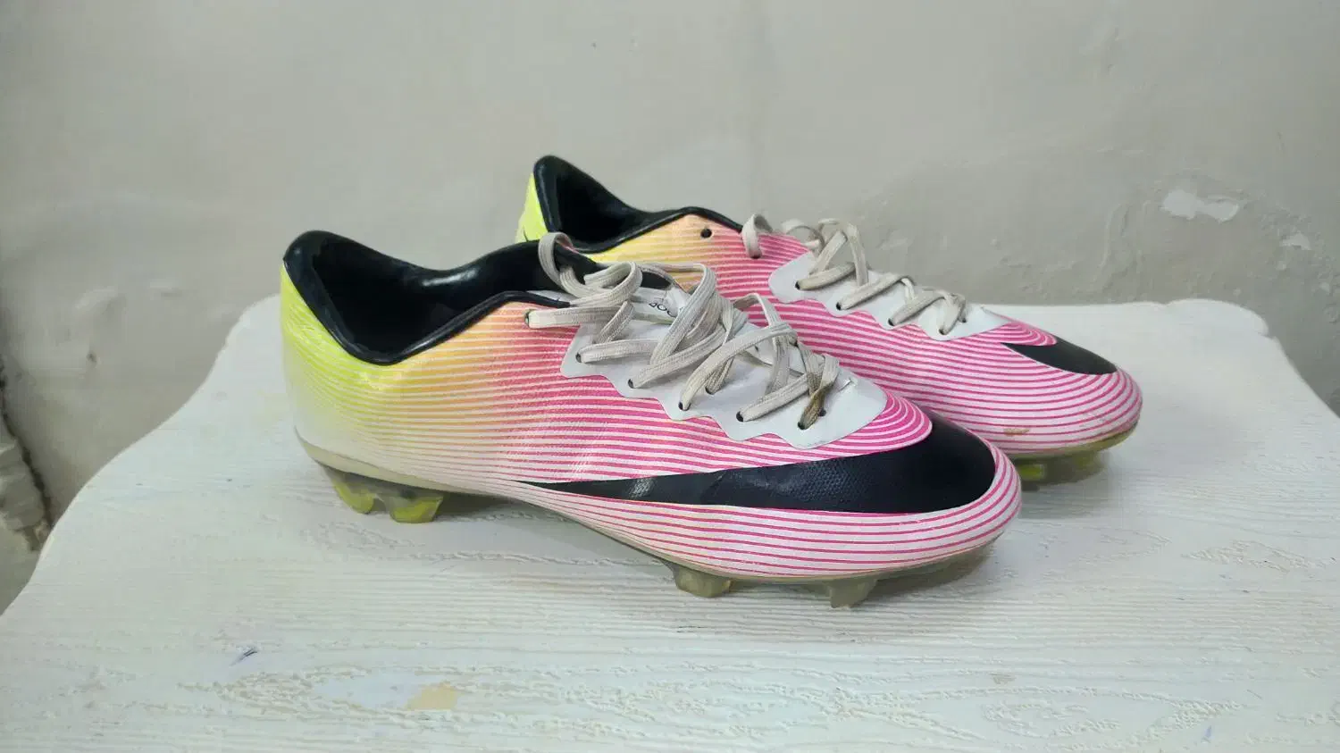 کفش چمنی استوک|تجهیزات ورزشی|قم, امامزاده ابراهیم|دیوار