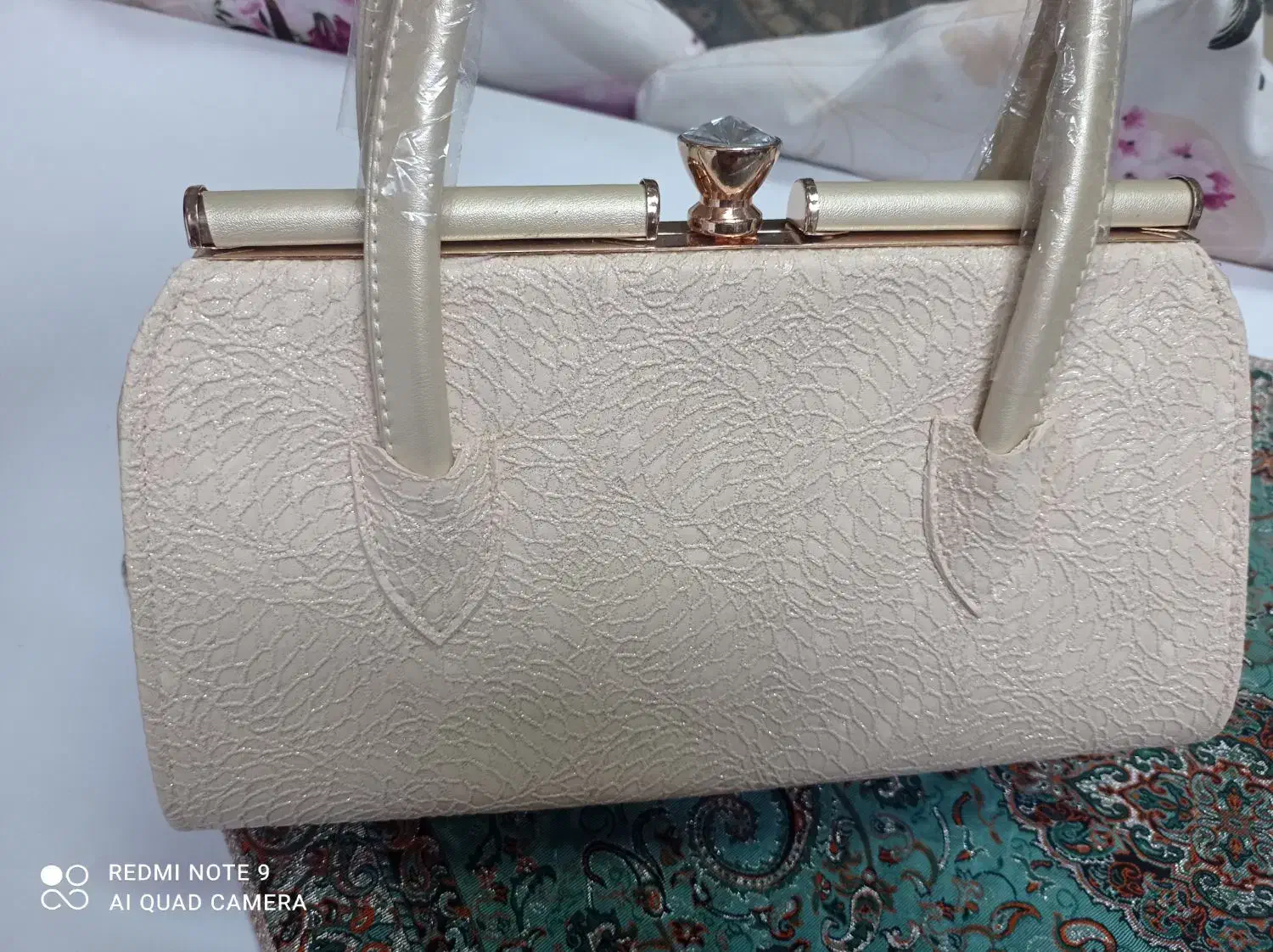 کیف مجلسی زنانه|کیف، کفش، کمربند|مشهد, جاهد شهر|دیوار