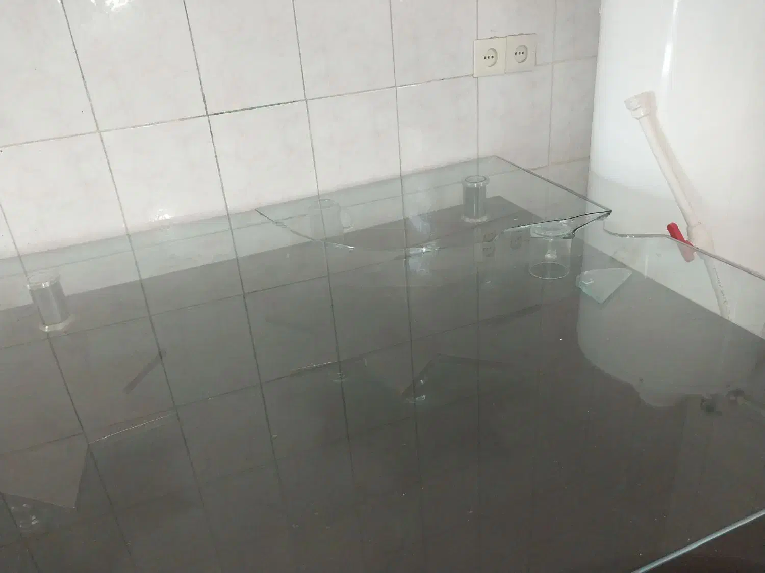 میز ناهارخوری ۸ نفره|میز و صندلی غذاخوری|جیرفت, |دیوار