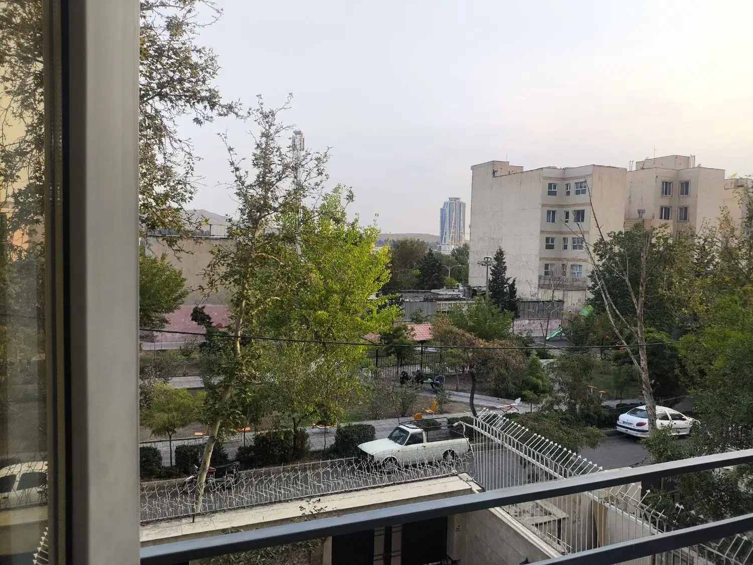 ۲۳۰متر با سه طبقه بنا جهت سکوت فلکه دوم تهرانپارس|فروش زمین و ملک کلنگی|تهران, تهرانپارس غربی|دیوار
