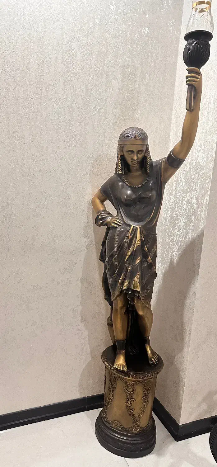 مجسمه کنارسالنی برنز|مجسمه، تندیس، ماکت|تهران, یاخجی آباد|دیوار