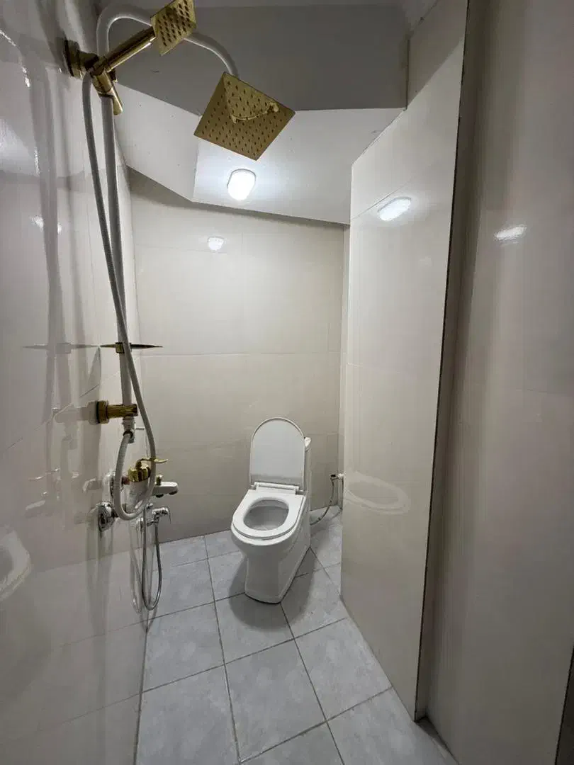 اجاره آپارتمان دوخوابه نزدیک به بیمارستان تریتا|اجارهٔ کوتاه‌مدت آپارتمان و سوئیت|تهران, آبشار تهران (دریاچه)|دیوار