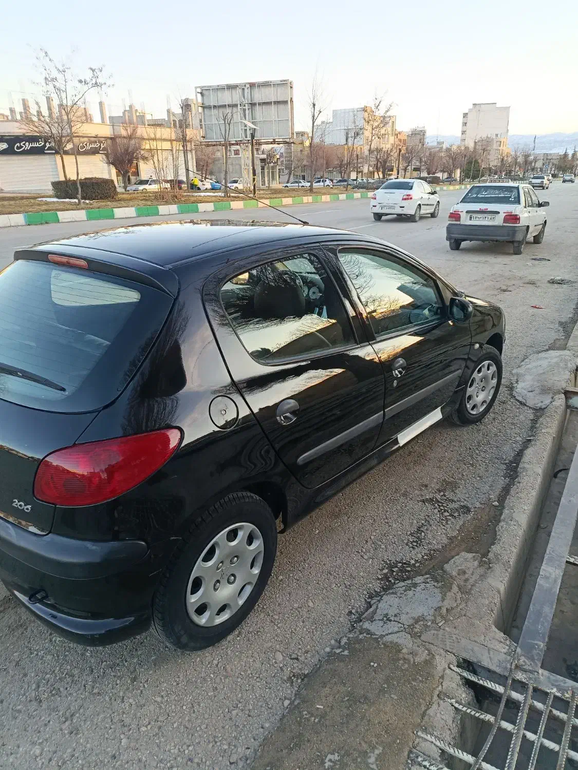 206 تیپ دو مدل 98|خودرو سواری و وانت|یاسوج, |دیوار