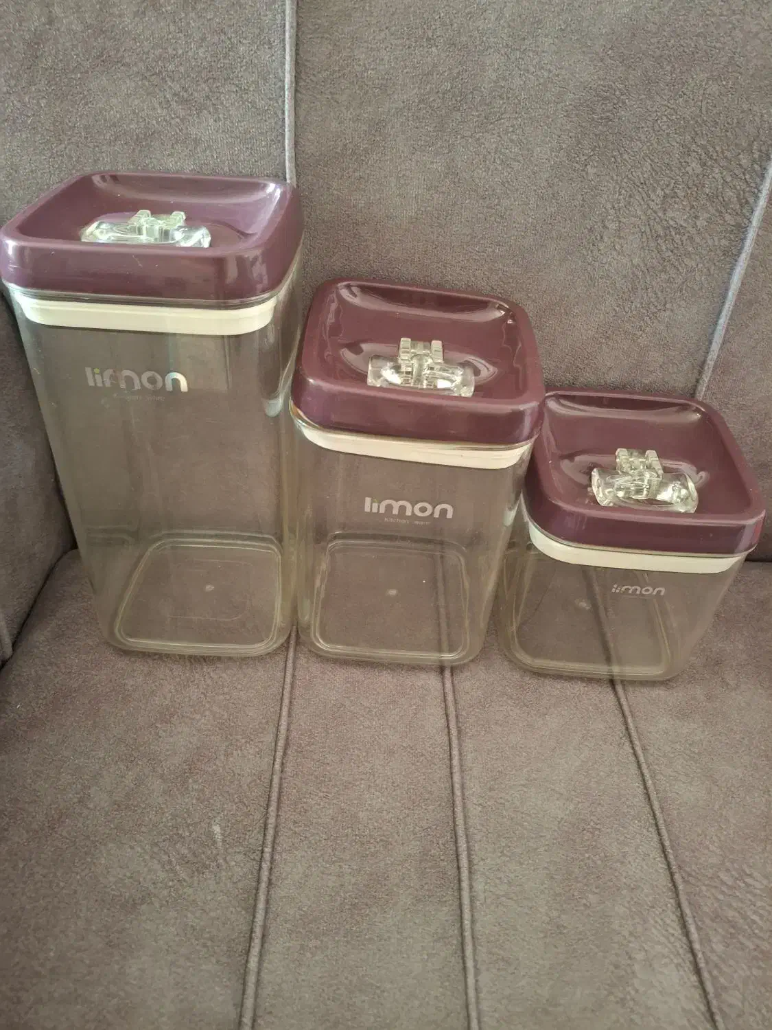 دو دست پاسماوری|ظروف نگهدارنده، پلاستیکی، یکبارمصرف|سنندج, |دیوار