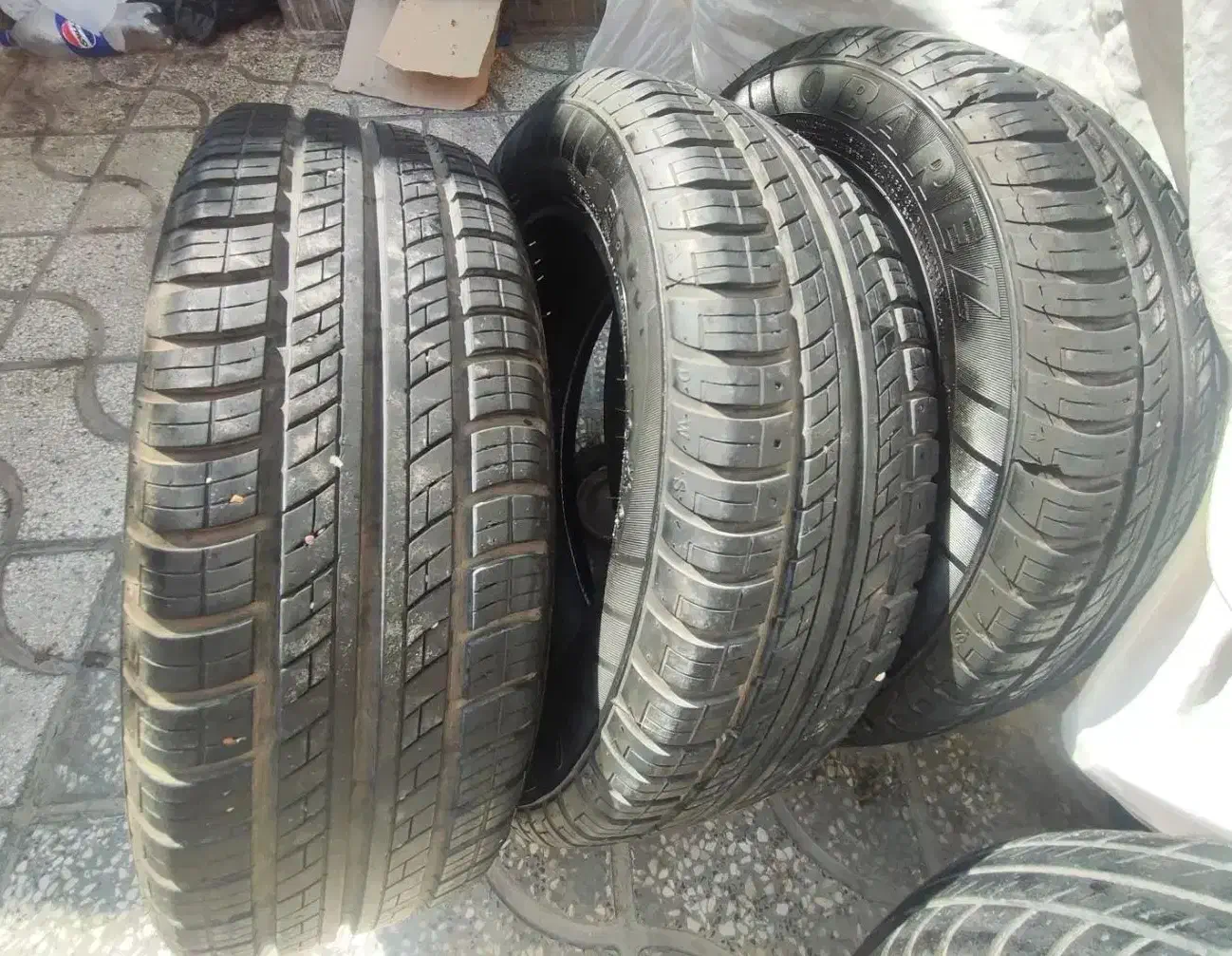 دو جفت لاستیک بارز 185/60/14|قطعات یدکی و لوازم جانبی|شیراز, طلاب|دیوار