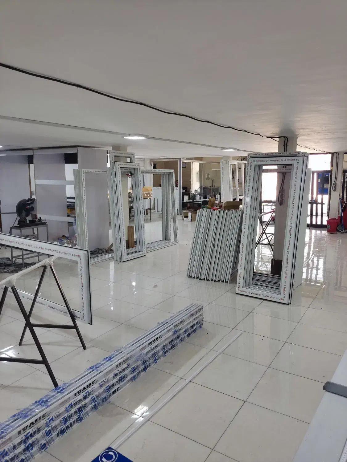 تولید درب پنجره دوجداره پی وی سی UPVC  آلومینیومی|خدمات پیشه و مهارت|شیراز, قصرالدشت|دیوار