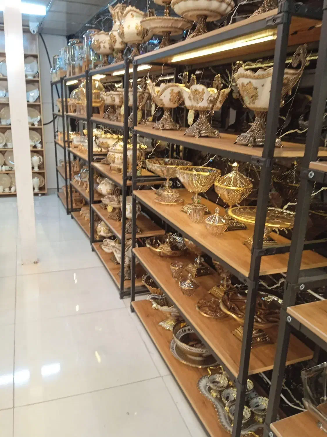 قفسه و رگال|کتابخانه، شلف، قفسههای دیواری|یزد, |دیوار