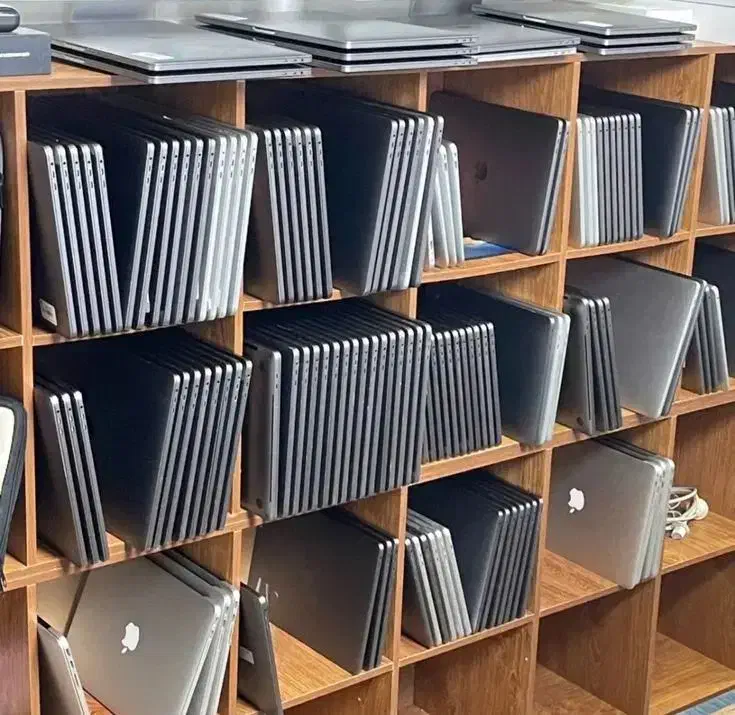 لپ تاپ عمده و تکی زیر قیمت|رایانه همراه|قائن, |دیوار