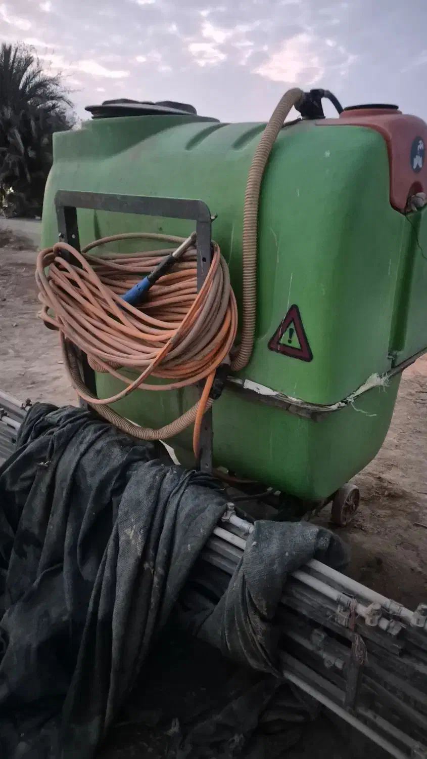 سمپاش پشت تراکتوری|ماشین‌آلات صنعتی|ارزوئیه, |دیوار