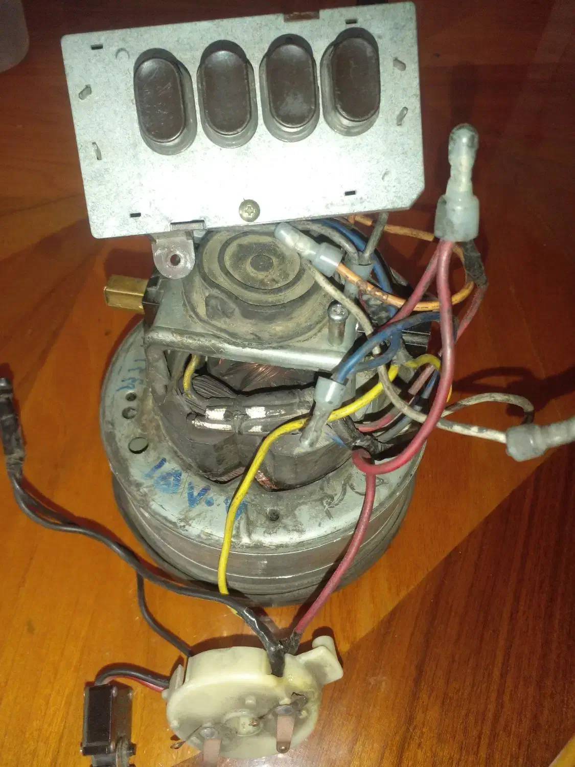 موتور جارو برقی پاناسونیک اصل مسی|جاروبرقی، جارو شارژی، بخارشو|تهران, ابوذر|دیوار