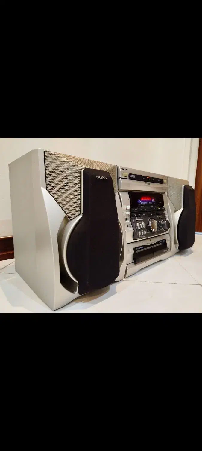 سونی بلوتوث AUX USB فلش رم قدرتمند ژاپن JAPAN|سیستم صوتی خانگی|تهران, تسلیحات|دیوار