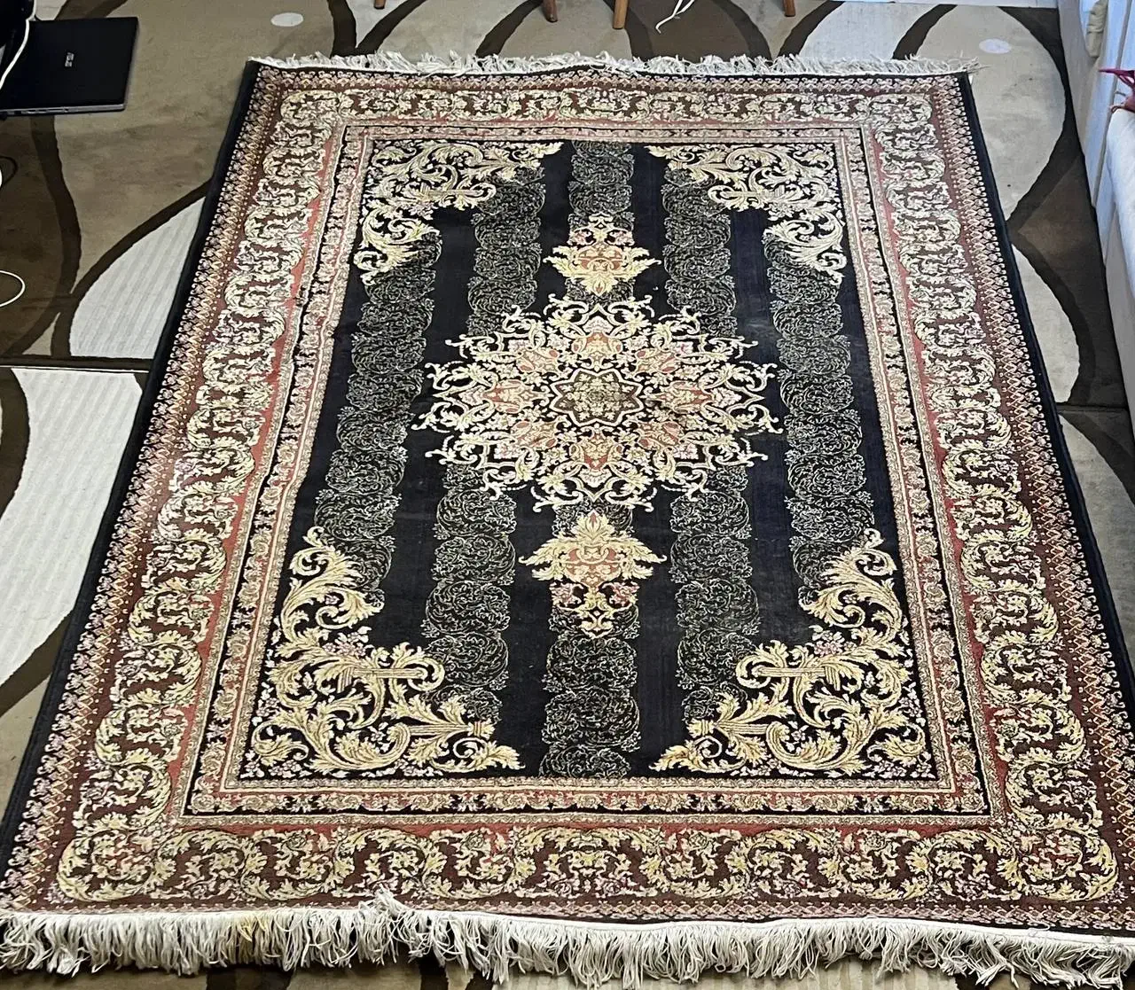 فرش ۴ متری ۵۰۰ شانه|فرش|چالوس, |دیوار