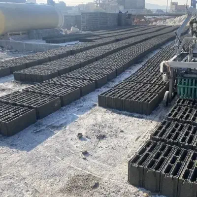 به یک نیروی بلوک زنی ملات گیر ماهر وبلاک جمعه کن|استخدام معماری، عمران و ساختمانی|همدان, |دیوار