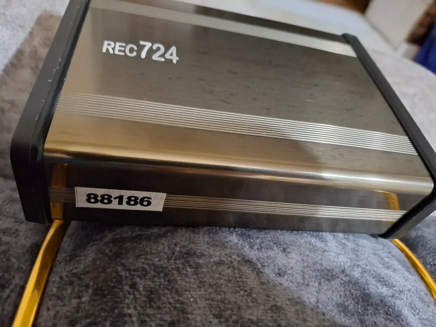 رکوردر (دستگاه ضبط مکالمات تلفن)|تلفن رومیزی|تهران, جمال‌زاده|دیوار