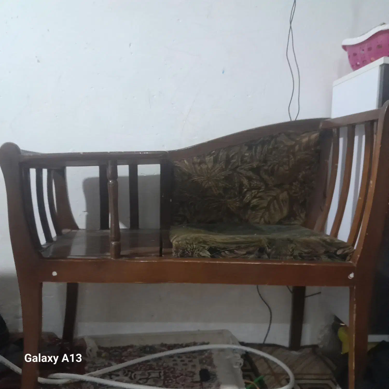 میز|میز تلفن|شیروان (خراسان), |دیوار