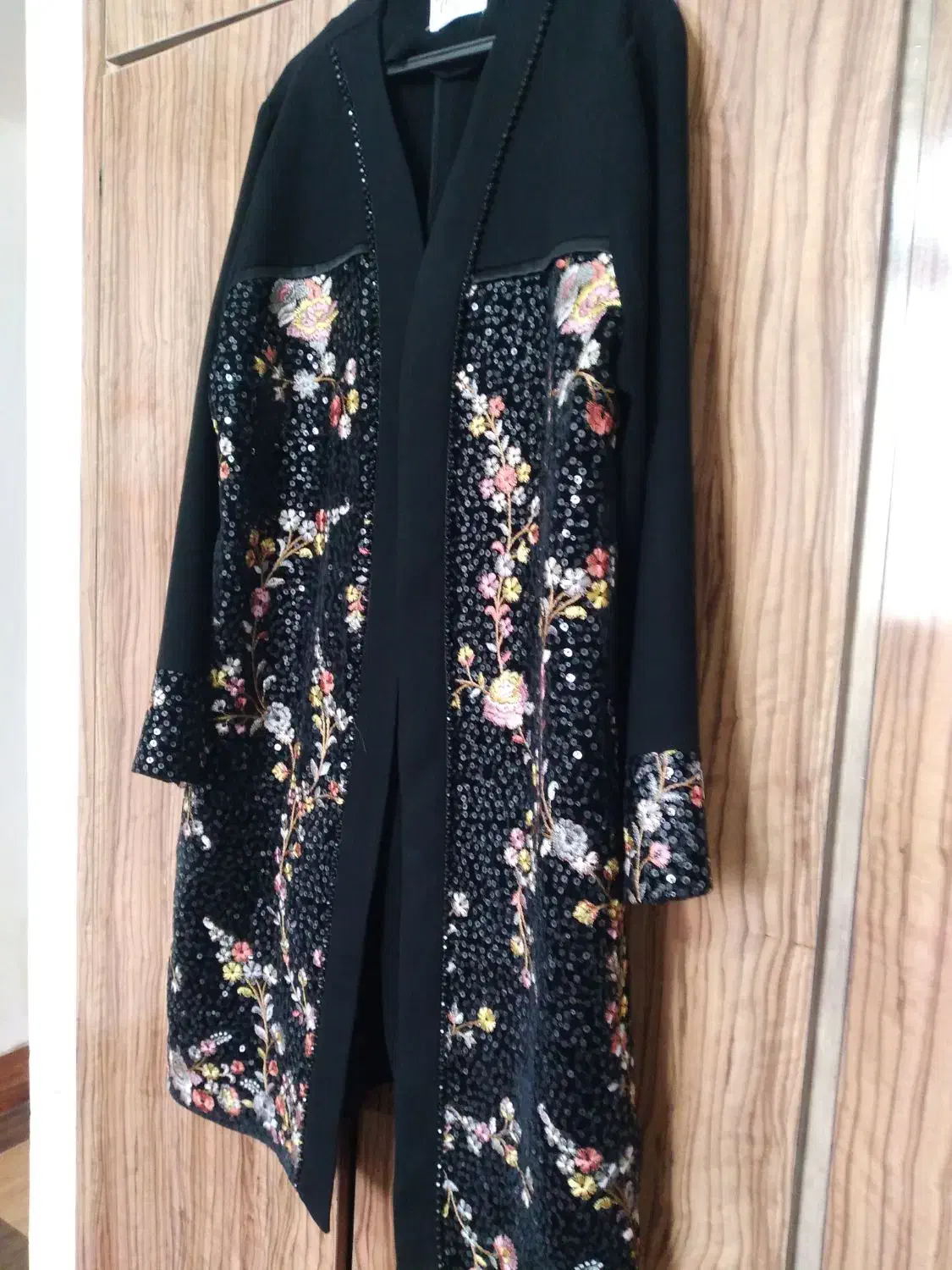 مانتو مجلسی|لباس|یاسوج, |دیوار