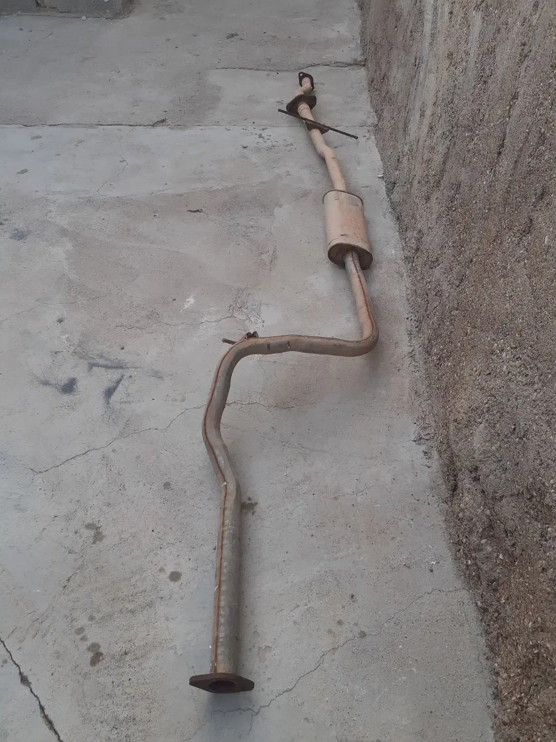 اگزوز تیبا وساینا کاملا سالم و یک عدد باربند نیسان|قطعات یدکی و لوازم جانبی|مسجد سلیمان, |دیوار