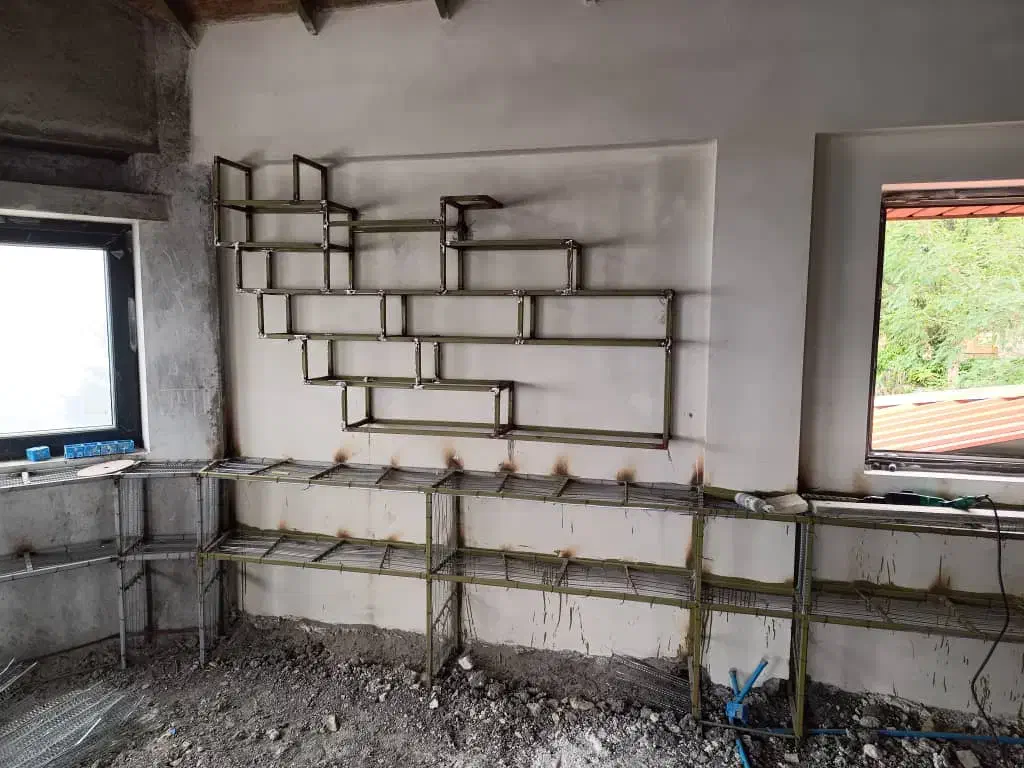 سازنده انواع درب دپنجره آهنی وفرم چهارچوب فرانسوی|خدمات پیشه و مهارت|ساری, |دیوار