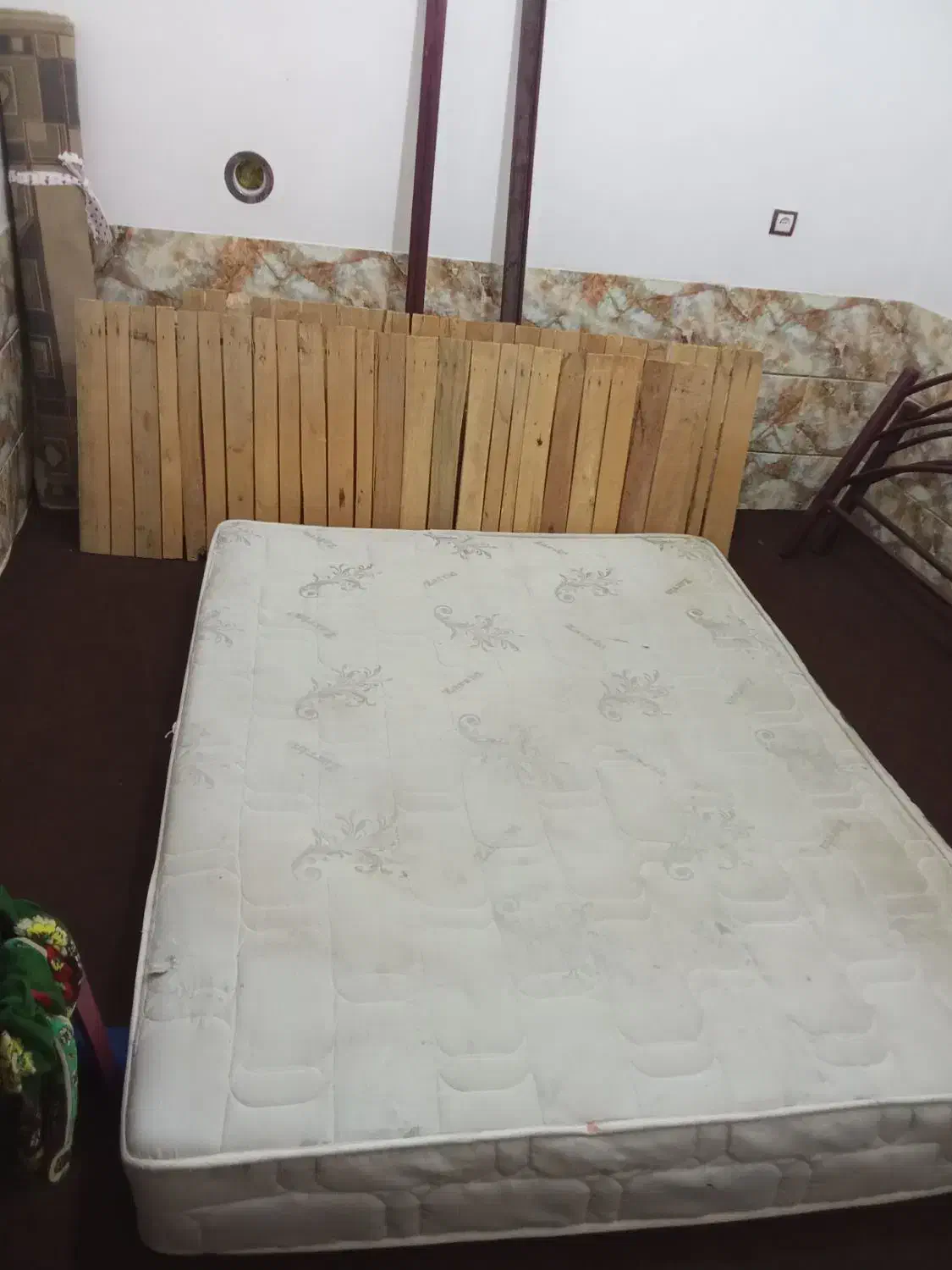 تخت خواب دو نفره|تخت و سرویس خواب|شیراز, وزیرآباد|دیوار