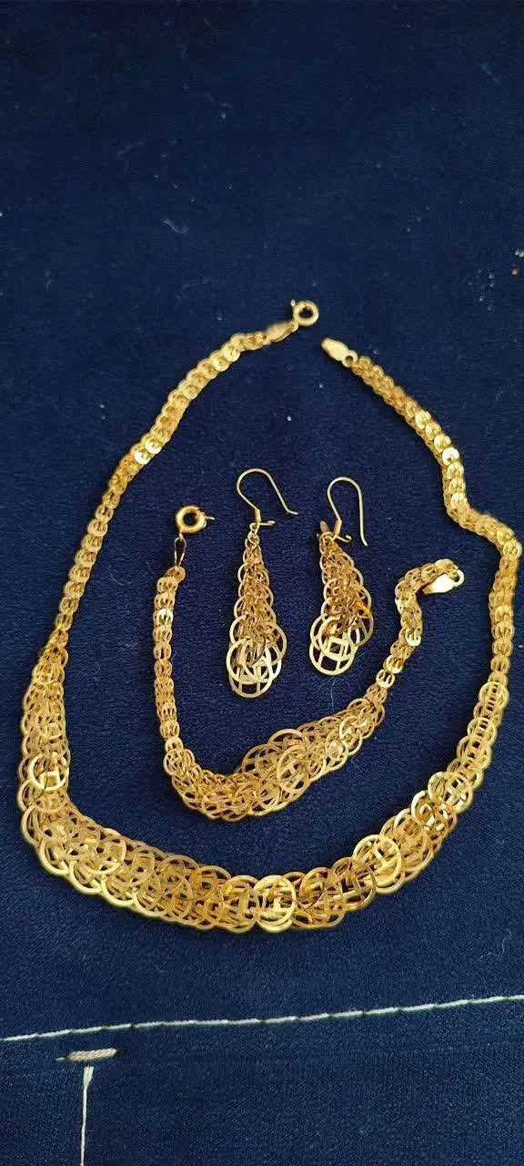 فروش ۱۳۰ گرم طلای ۱۸ عیار فاکتوردار|جواهرات|تهران, شکوفه|دیوار