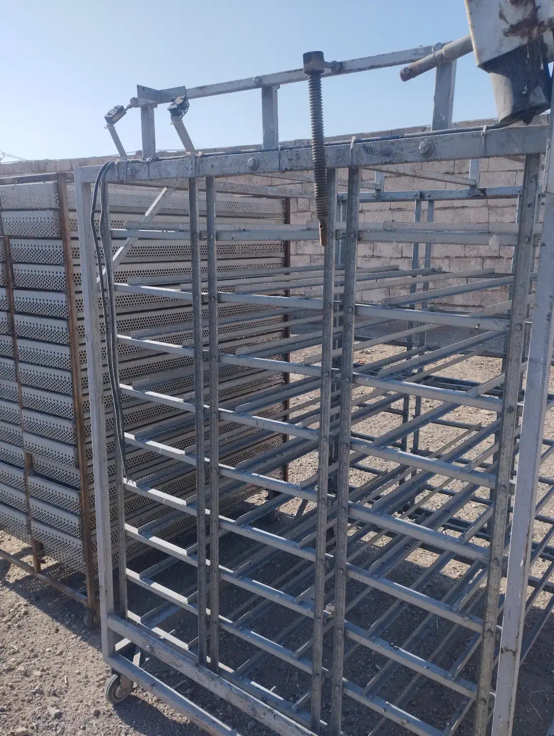 جوجه کشی|لوازم جانبی حیوانات|آباده, |دیوار